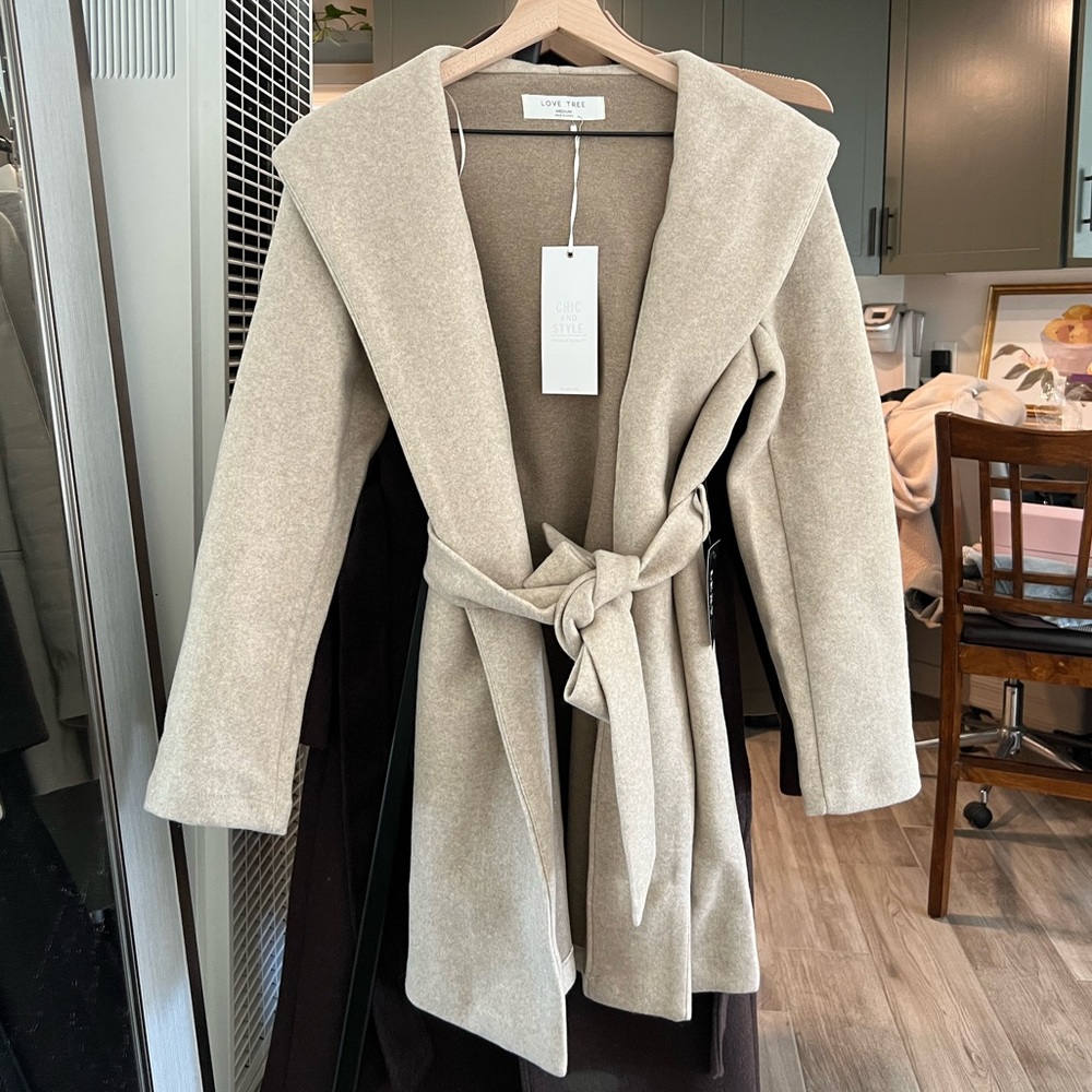Brown/Tan Coat with Hood and Tie